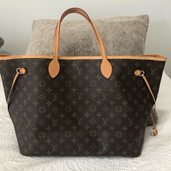 Louis Vuitton Handbags - Authentic Louis Vuitton Neverfull GM